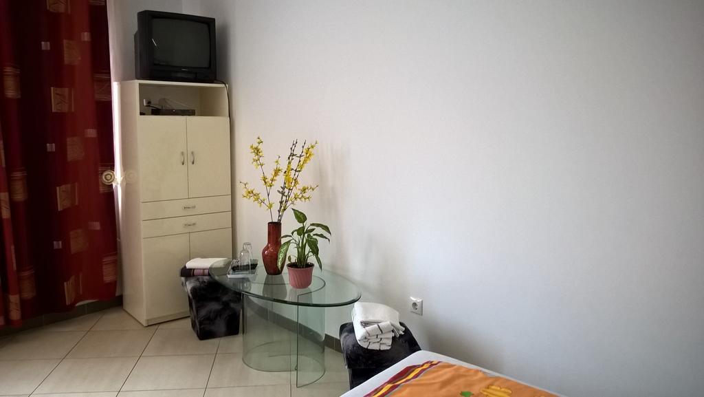 Kazinczy Apartment Κεσκεμέτ Δωμάτιο φωτογραφία